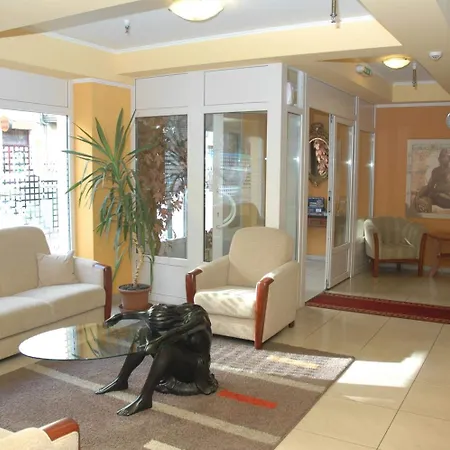 大西洋酒店 3* 布达佩斯