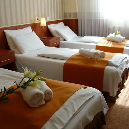 Отель Atlantic 3*